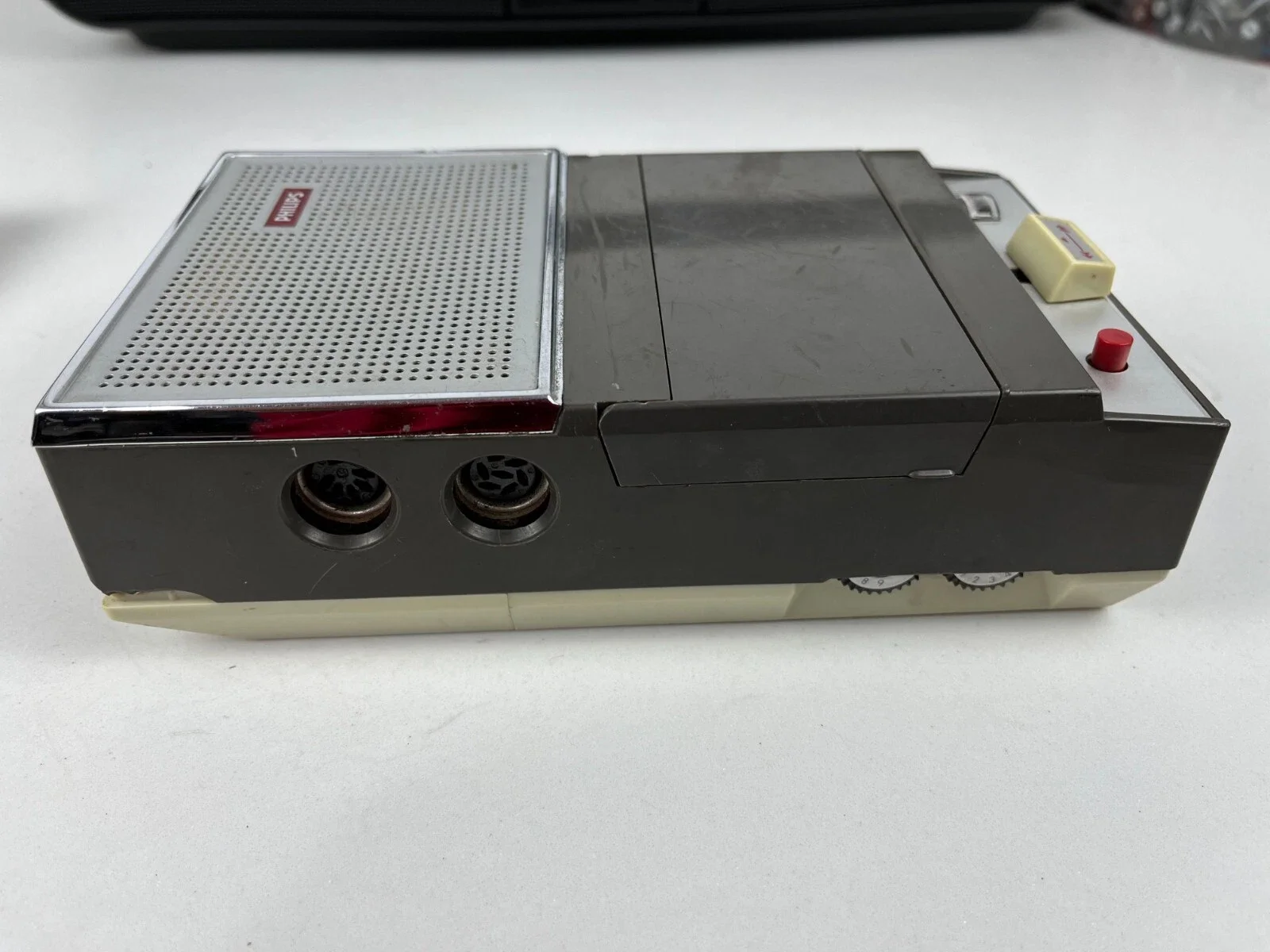 Philips EL-3301 Pocket Cartridge Tape Recorder