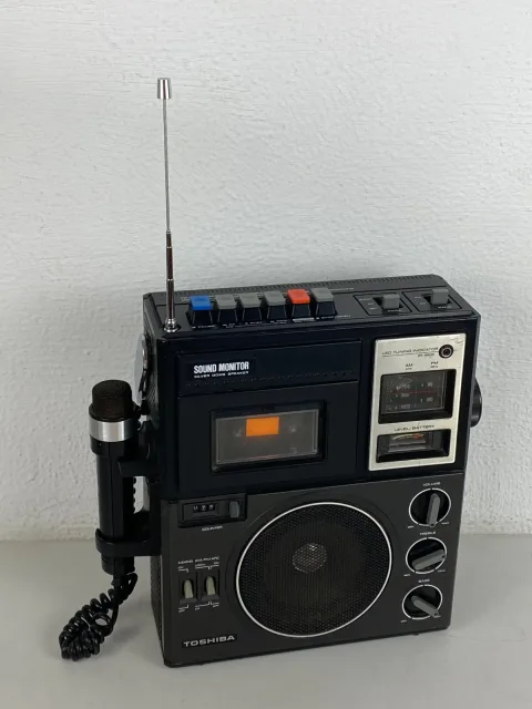 Toshiba RT-560F Radio Cassette Audio Recorder