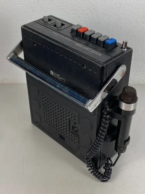 Toshiba RT-560F Radio Cassette Audio Recorder