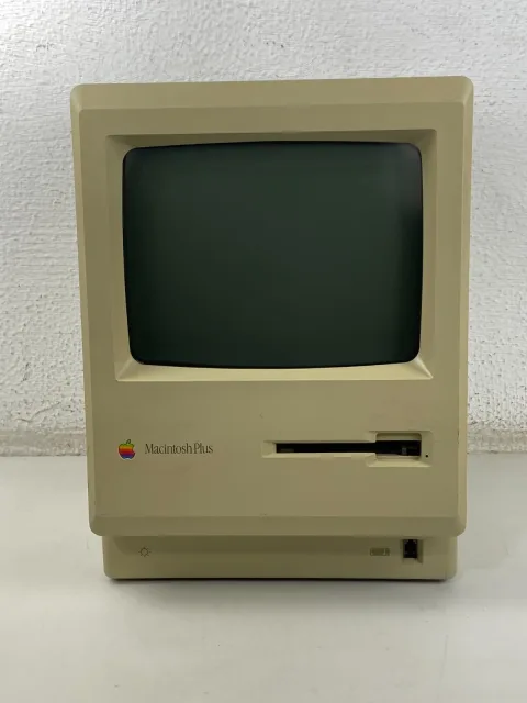 Apple Macintosh Plus M0001AP Computer