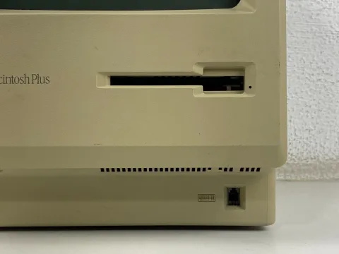Apple Macintosh Plus M0001AP Computer