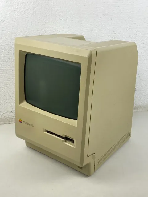 Apple Macintosh Plus M0001AP Computer