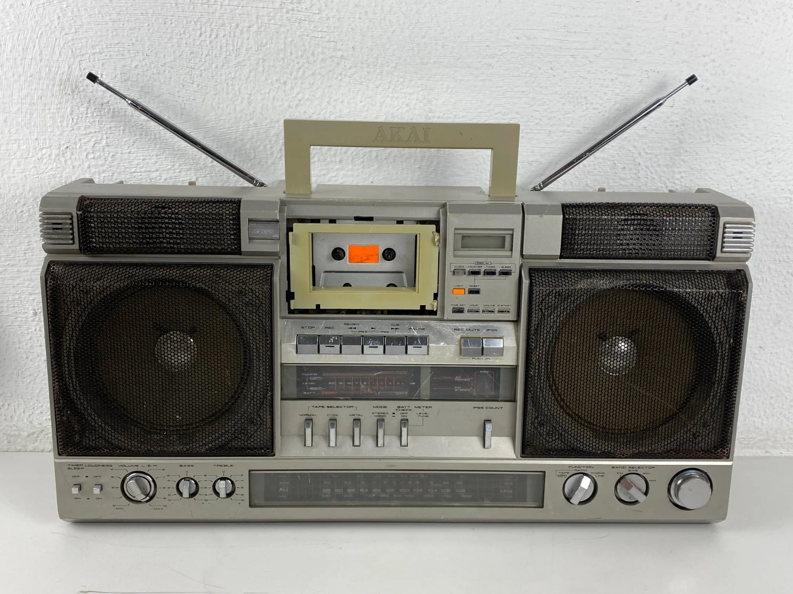 Akai AJ-525FS Ghetto Blaster Cassette Recorder Boombox Radio