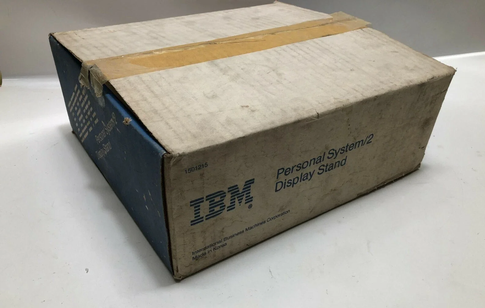 IBM Personal Computer System/2 Color Display Stand