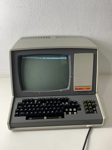 1980 Heathkit H19 advanced video terminal computer