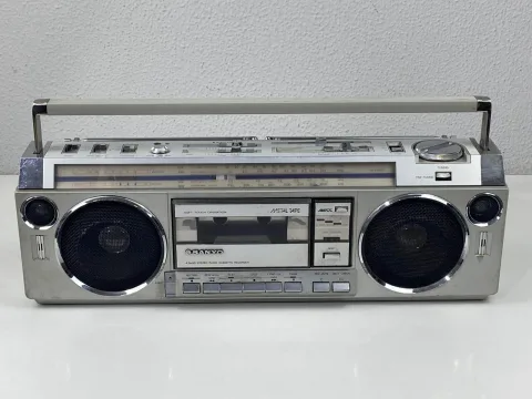 Sanyo M-M7950 Boombox Stereo Cassette Recorder Ghetto Blaster Very
