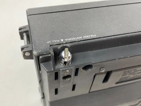 Sony ICF-2001 FM/AM/SSB/CW PLL Synthesized Receiver Radio