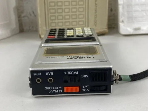 أوشن MC-100 حاسبة ومشغل شريط كاسيت صغير / مسجل صوت