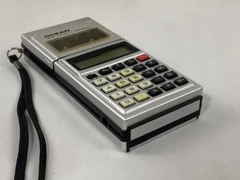 أوشن MC-100 حاسبة ومشغل شريط كاسيت صغير / مسجل صوت