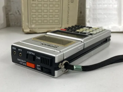 أوشن MC-100 حاسبة ومشغل شريط كاسيت صغير / مسجل صوت