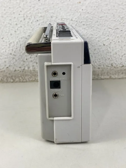 Sanyo M1760F Radio Cassette Recorder