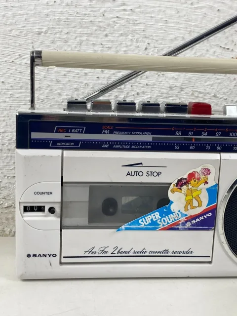 Sanyo M1760F Radio Cassette Recorder