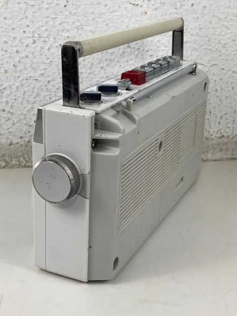 Sanyo M1760F Radio Cassette Recorder