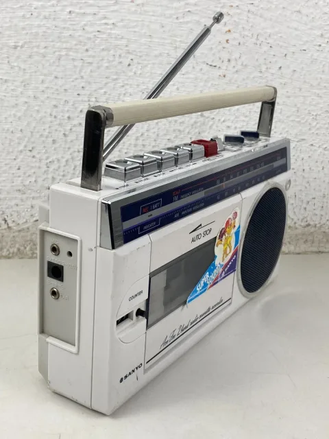 Sanyo M1760F Radio Cassette Recorder