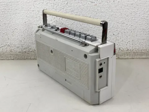 Sanyo M1760F Radio Cassette Recorder