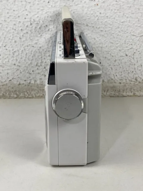 Sanyo M1760F Radio Cassette Recorder