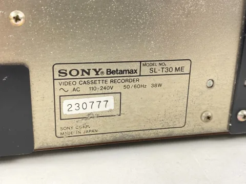 Sony SL-T30ME Red Betamax Video Cassette Recorder / Secam