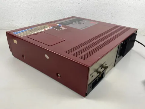 Sony SL-T30ME Red Betamax Video Cassette Recorder / Secam