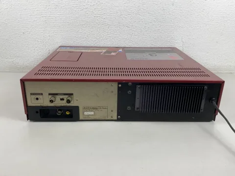 Sony SL-T30ME Red Betamax Video Cassette Recorder / Secam