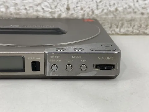 Sony D-250 Discman Portable CD Player Silver