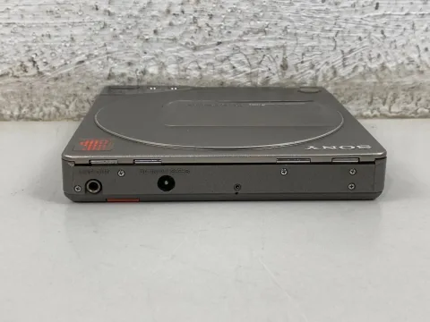 Sony D-250 Discman Portable CD Player Silver
