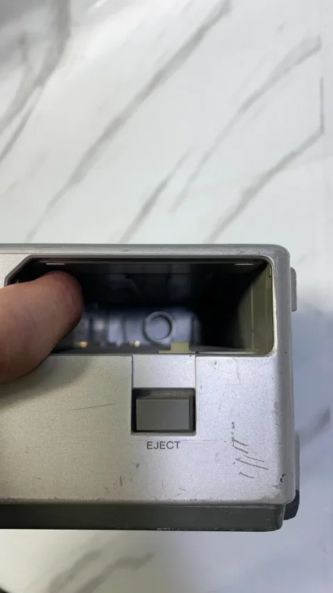 سوني SL-F1UP جهاز VCR محمول بيتاماكس