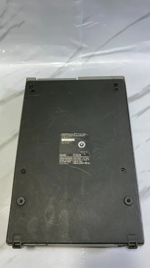 سوني SL-F1UP جهاز VCR محمول بيتاماكس