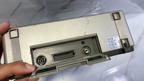 سوني SL-F1UP جهاز VCR محمول بيتاماكس
