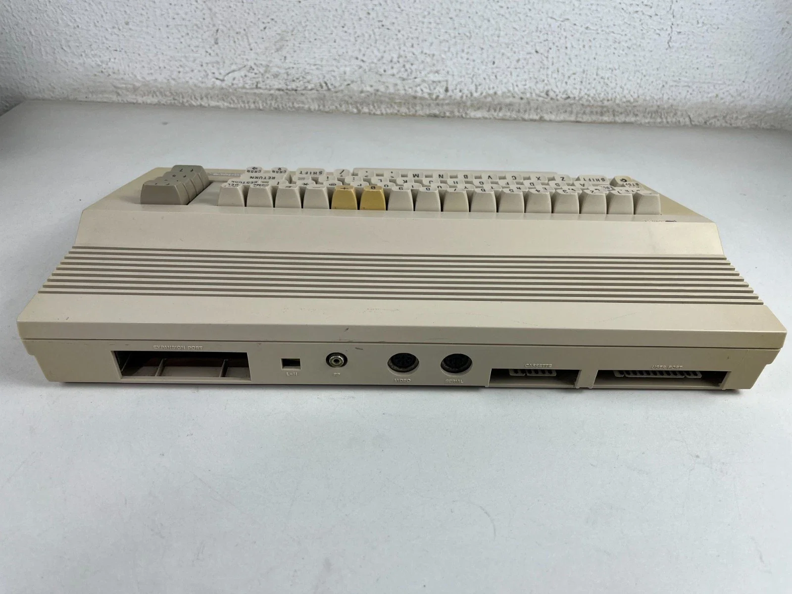 Commodore C64C Computer