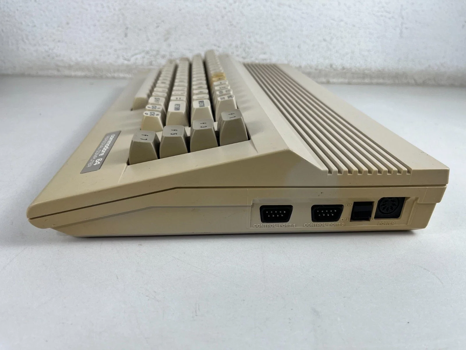 Commodore C64C Computer