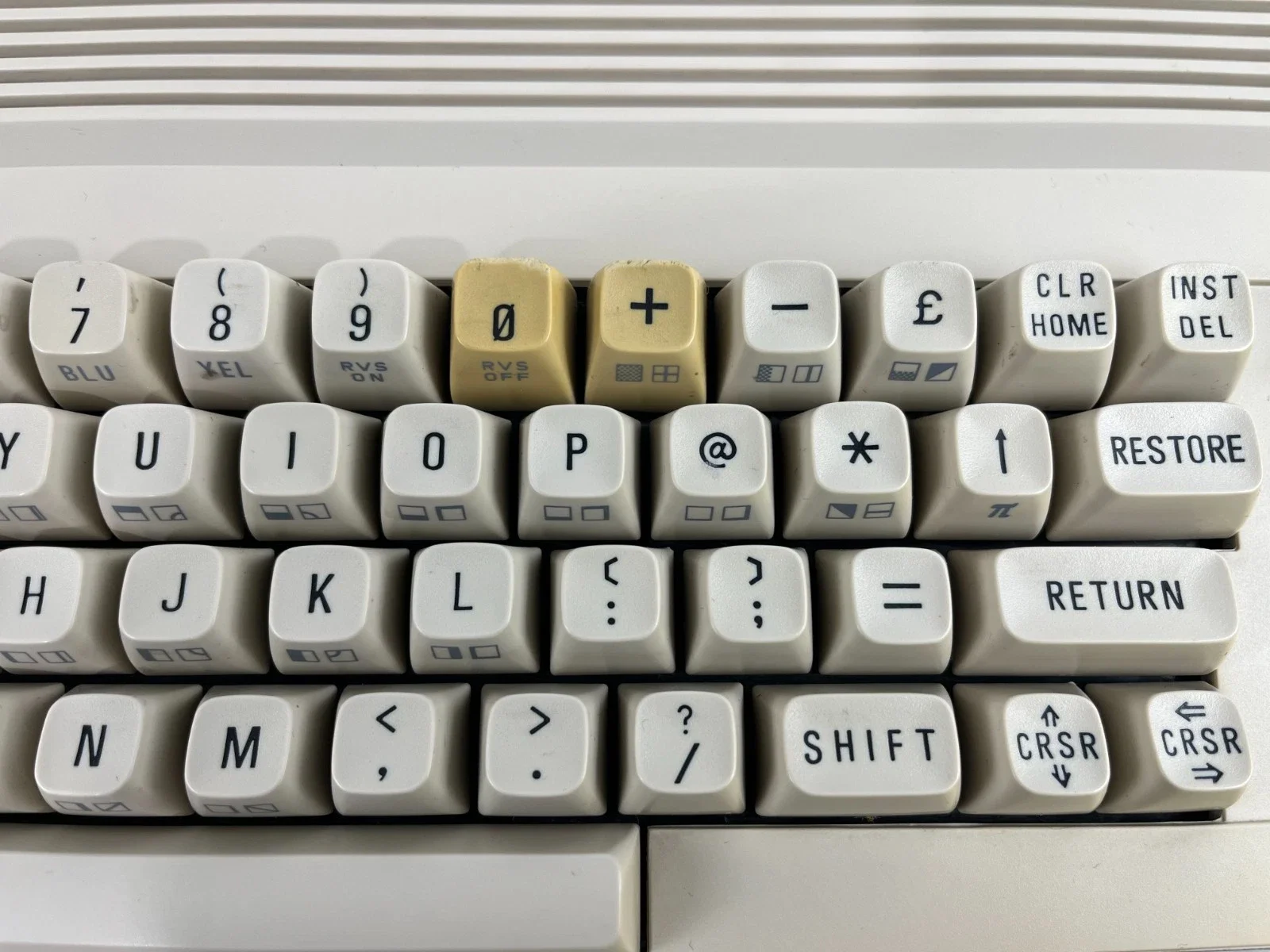 Commodore C64C Computer