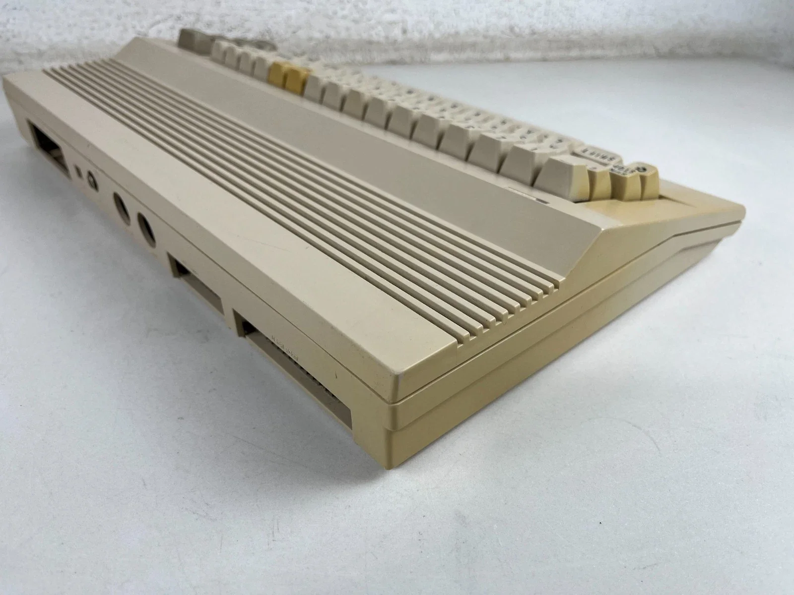 Commodore C64C Computer