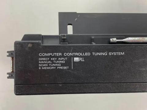 Sony ICF-2001 FM/AM/SSB/CW PLL Synthesized Receiver Radio