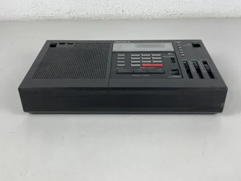 Sony ICF-2001 FM/AM/SSB/CW PLL Synthesized Receiver Radio
