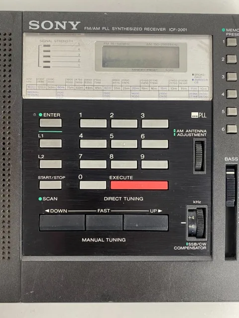 Sony ICF-2001 FM/AM/SSB/CW PLL Synthesized Receiver Radio