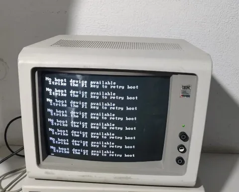 IBM 5153 Personal Computer Color Display Monitor