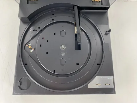Aiwa LX-30 DC Servo Linear Tracking Turntable