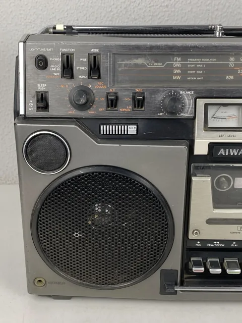 Old School Aiwa 950 Boombox Radio Cassette TPR-950AH Ghettoblaster