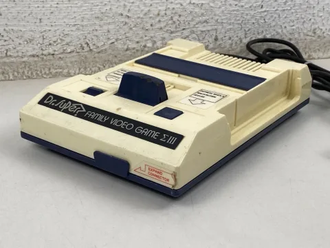 Dr.Super? Family Video Game III Famiclone NES TV Game Console كمبيوتر العائله