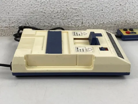 Dr.Super? Family Video Game III Famiclone NES TV Game Console كمبيوتر العائله