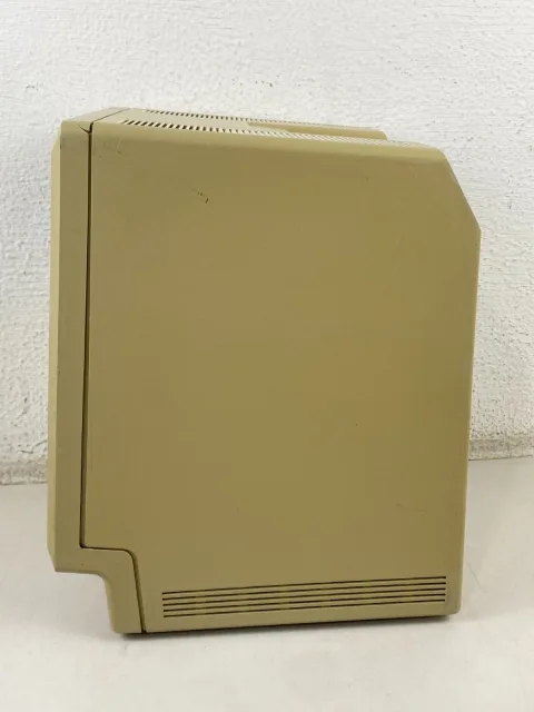 Apple Macintosh Plus 1MB M0001AP Computer