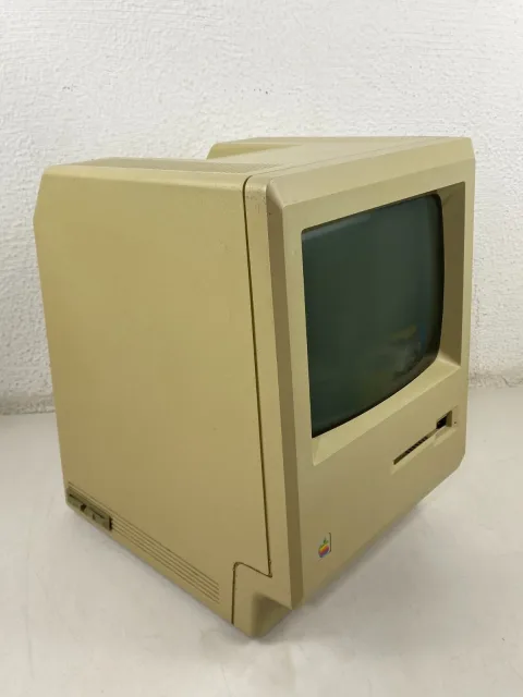 Apple Macintosh Plus 1MB M0001AP Computer