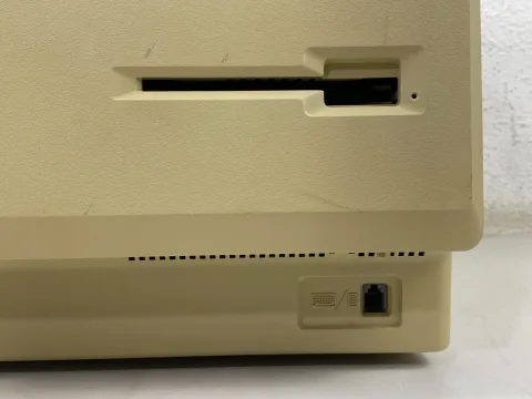 Apple Macintosh Plus 1MB M0001AP Computer