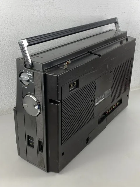 Sharp Searcher W Boobox GF-868 Portable Radio Cassette ese edition