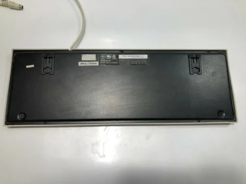 لوحة مفاتيح سلكية PS/2 من Packard Bell موديل 5139