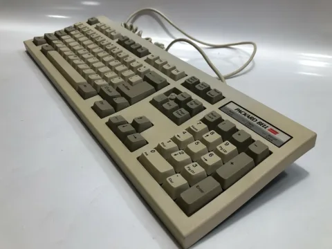 لوحة مفاتيح سلكية PS/2 من Packard Bell موديل 5139