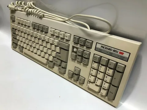 لوحة مفاتيح سلكية PS/2 من Packard Bell موديل 5139