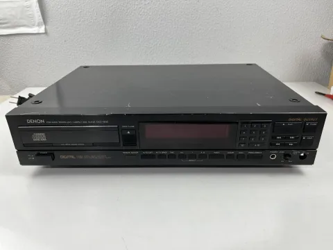 Denon DCD-1600 Compact Disc CD Player