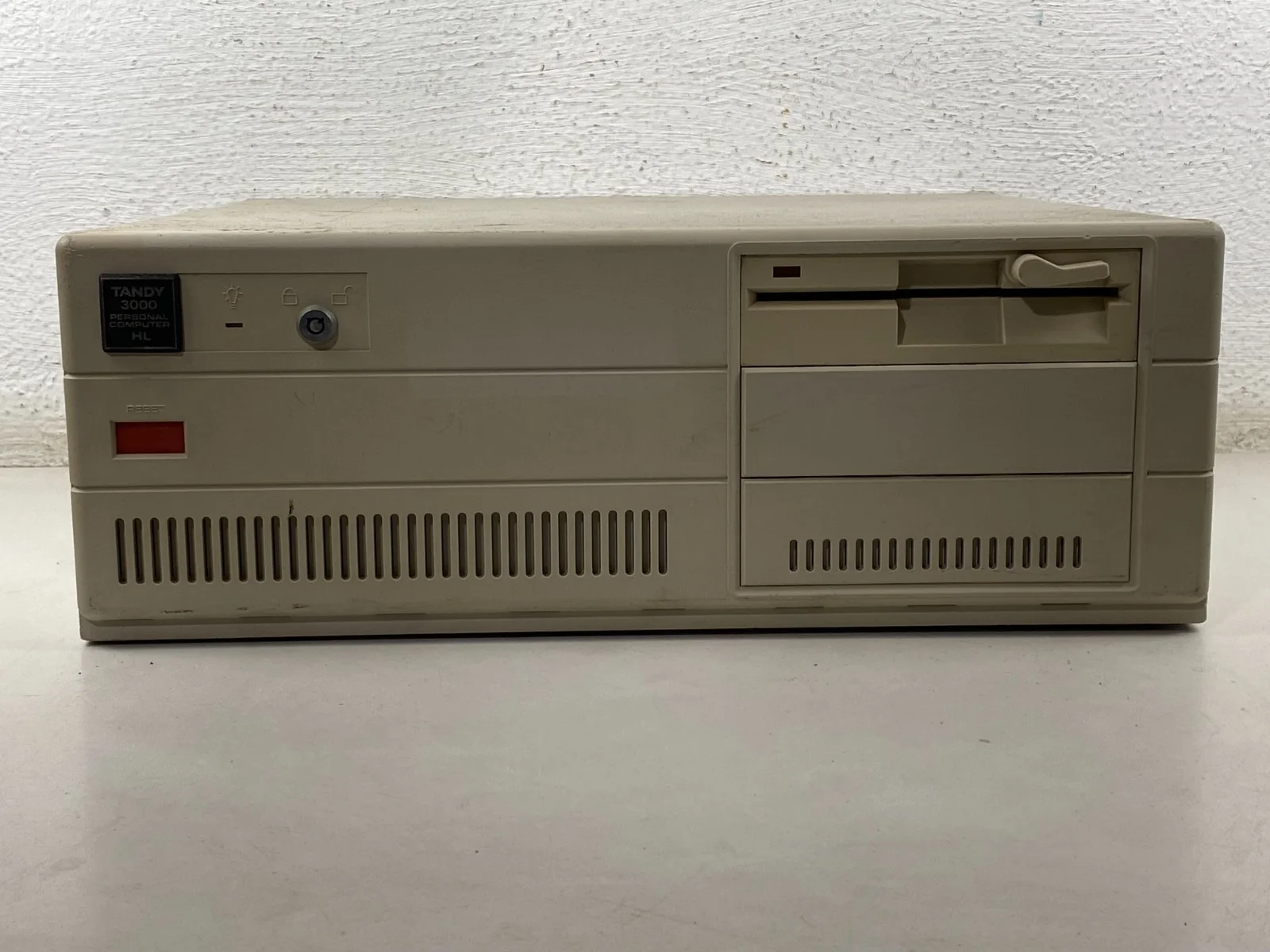 Tandy 3000HL Model 25-4071 Personal Computer PC