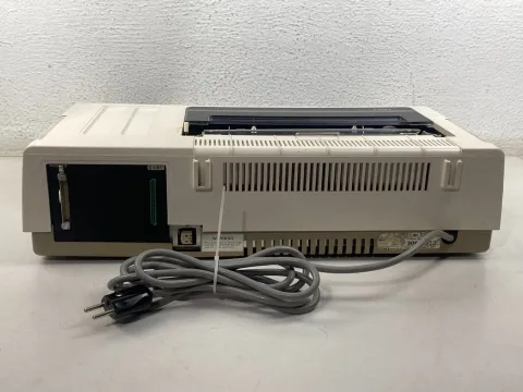 أوكي IF 800 الموديل 20 كمبيوتر شخصي 1980